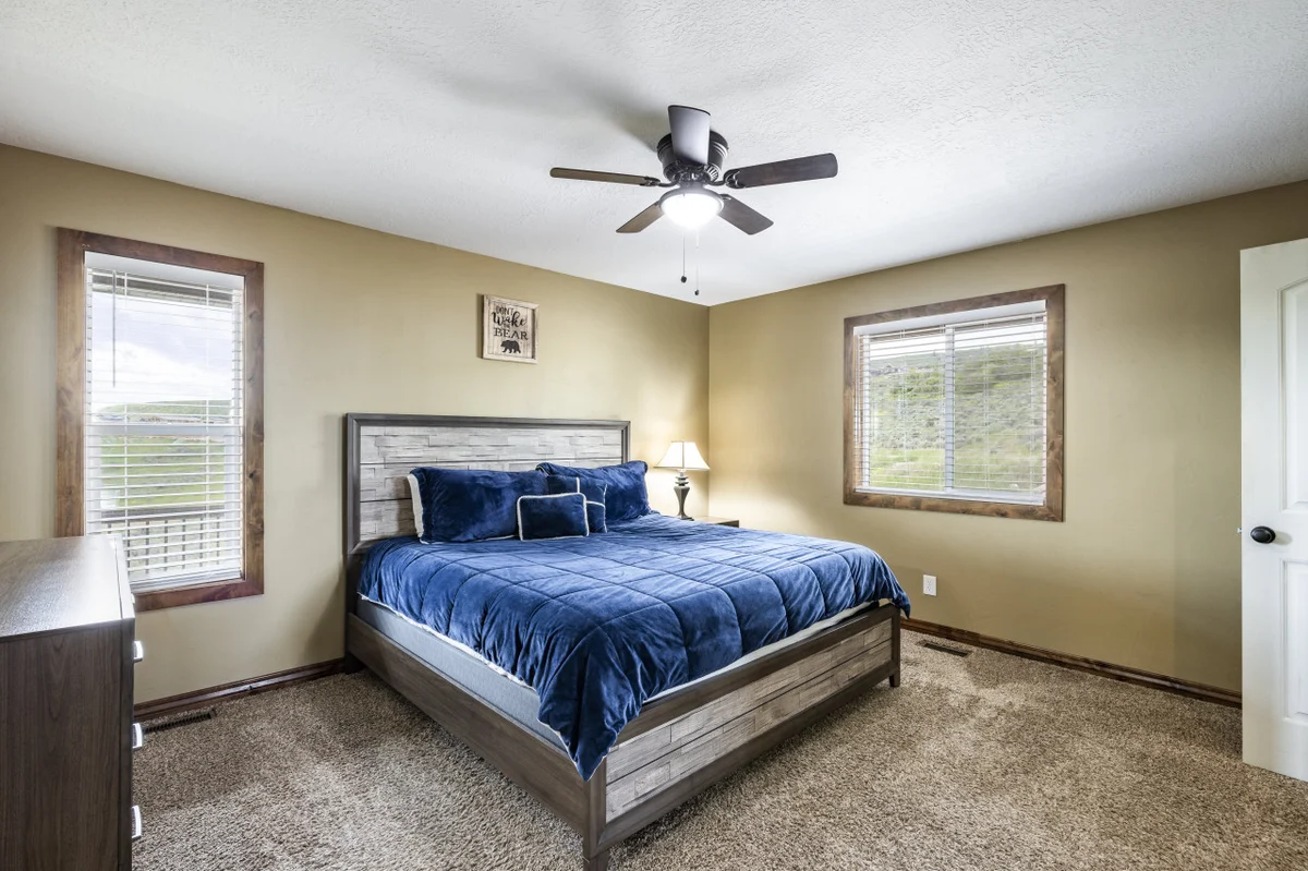 Home in Garden City property photo 3