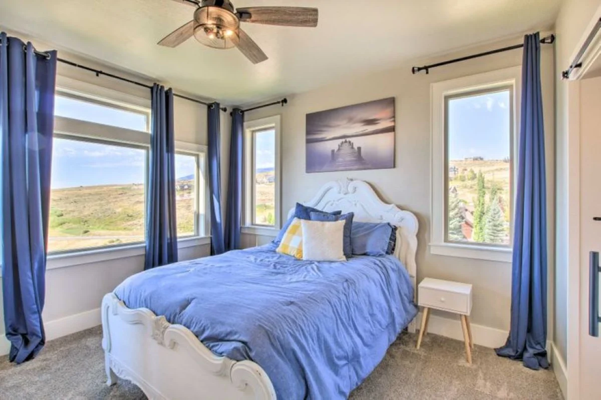 Bedroom 1 image 1