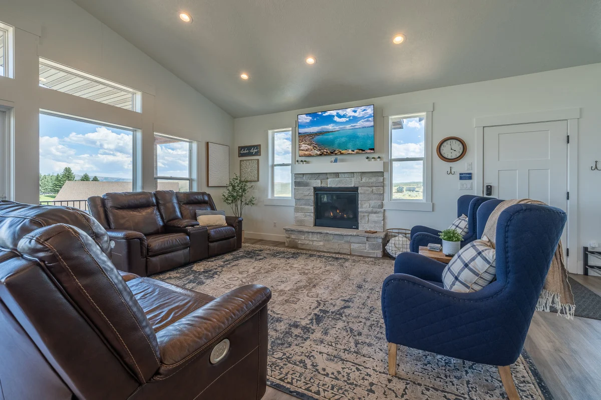 Home in Garden City property photo 3