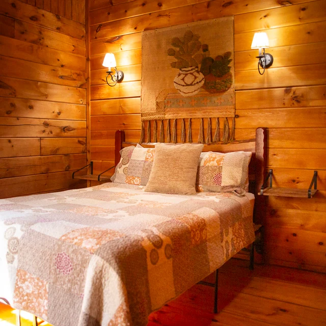 Bedroom 1 image 1