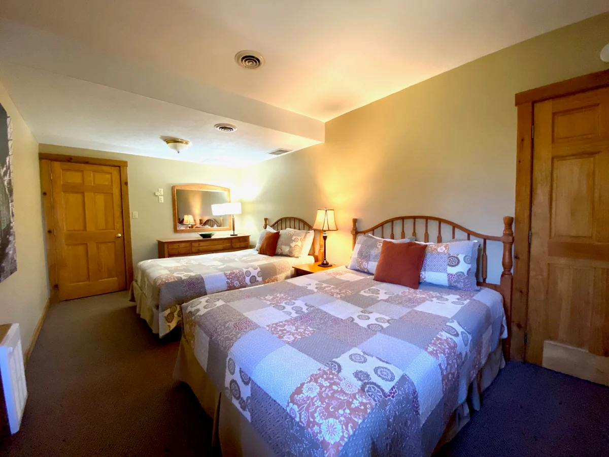 Bedroom 1 image 1