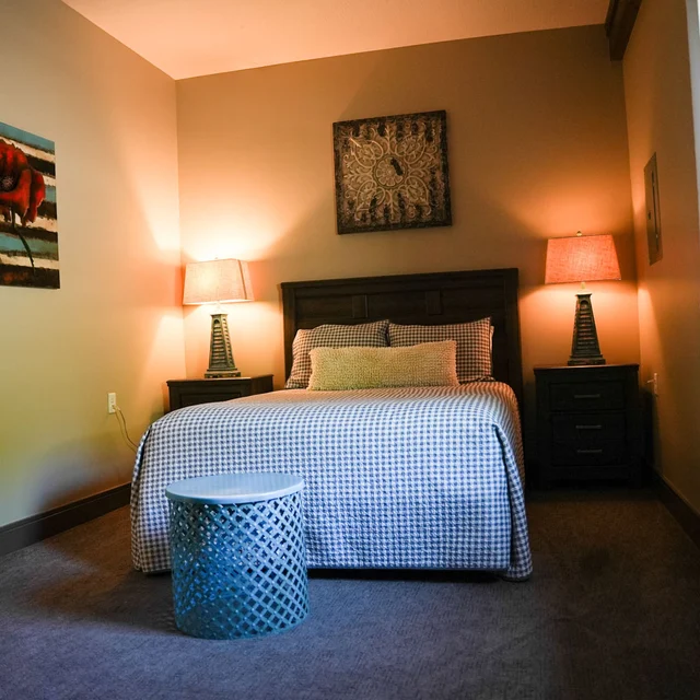 Bedroom 3 image 1