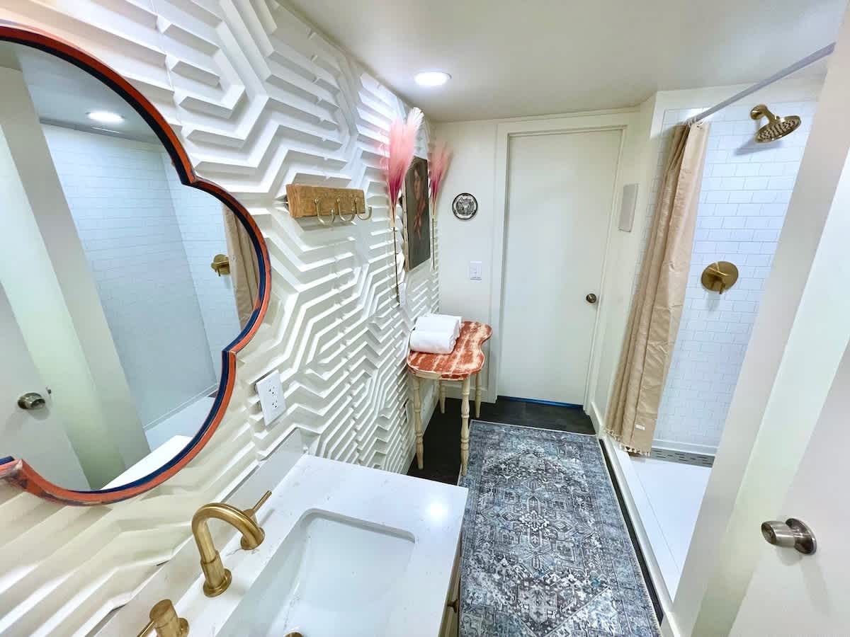 Home in Denver property photo 5