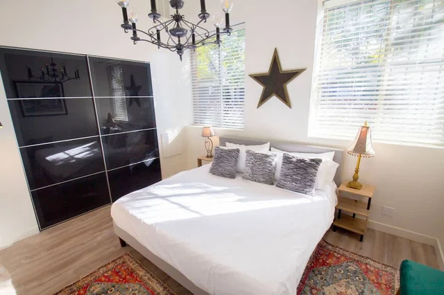 Bedroom 1 image 1