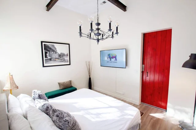 Bedroom 3 image 1
