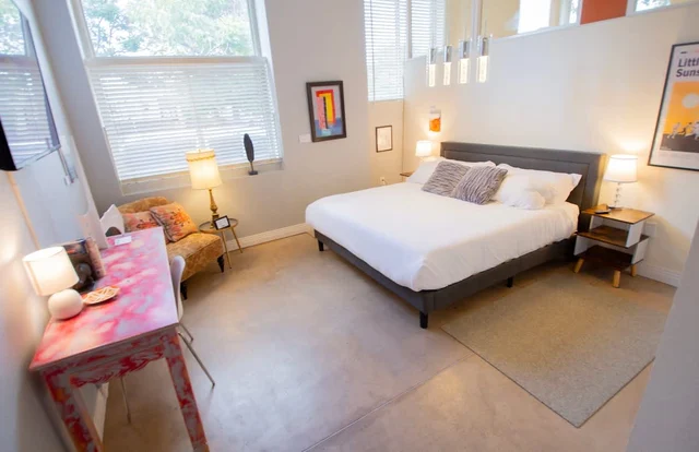 Bedroom 1 image 1