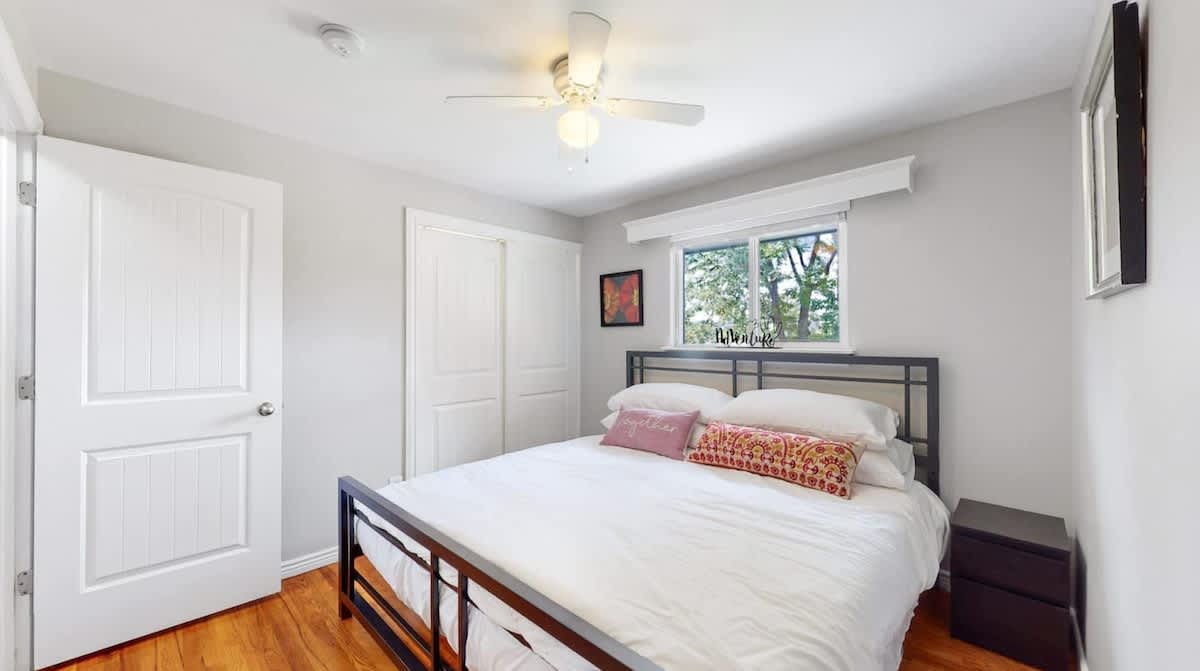 Bedroom 4 image 1