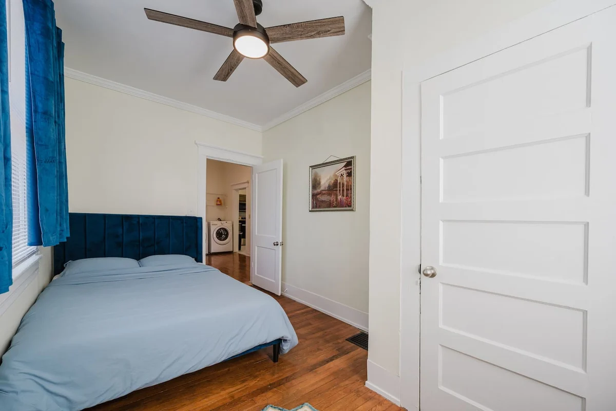 Bedroom 1 image 1