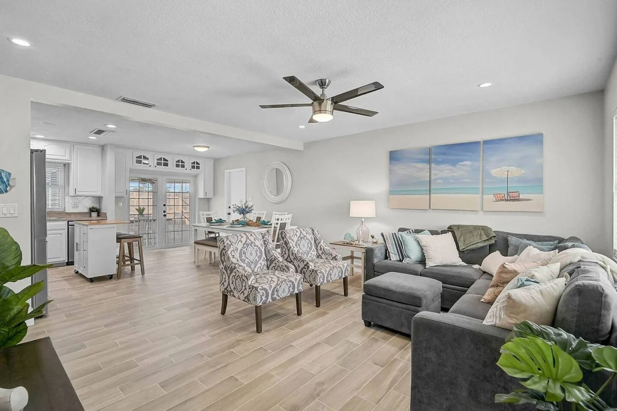 Home in Bradenton property photo 2