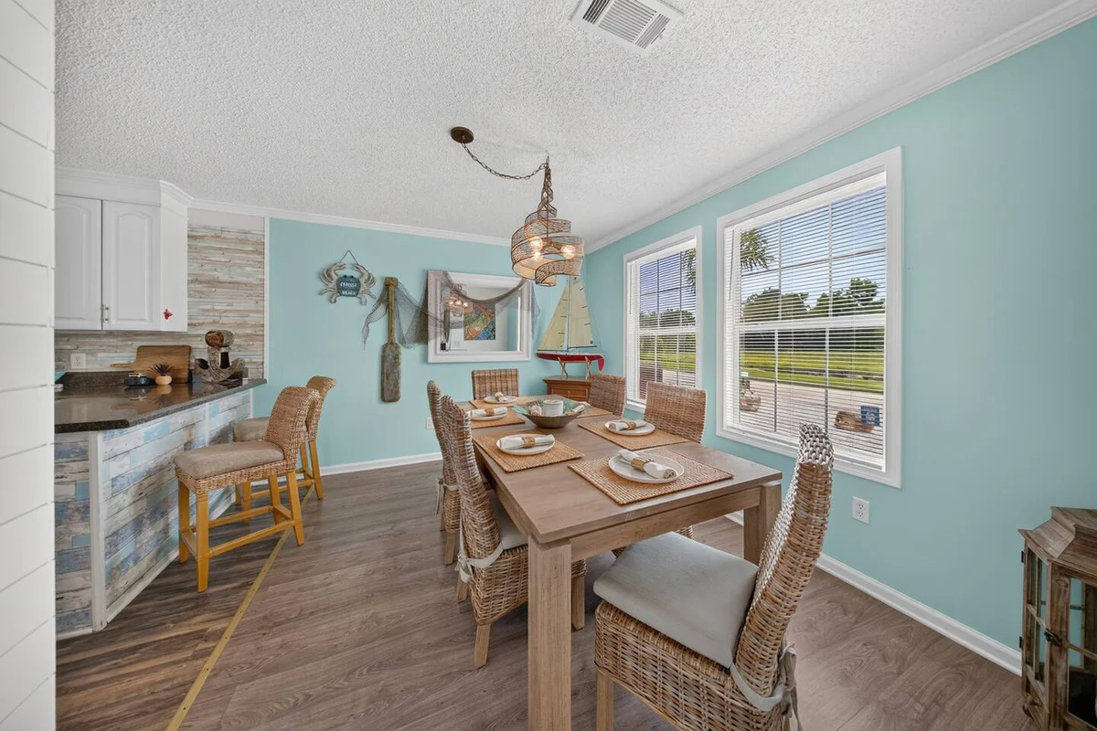 Home in Fort Myers property photo 3
