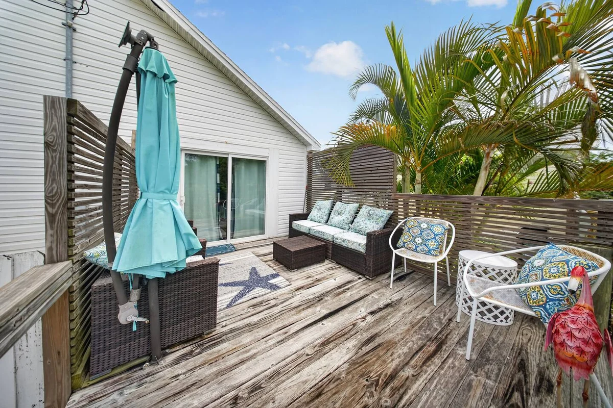 Home in Fort Myers property photo 5