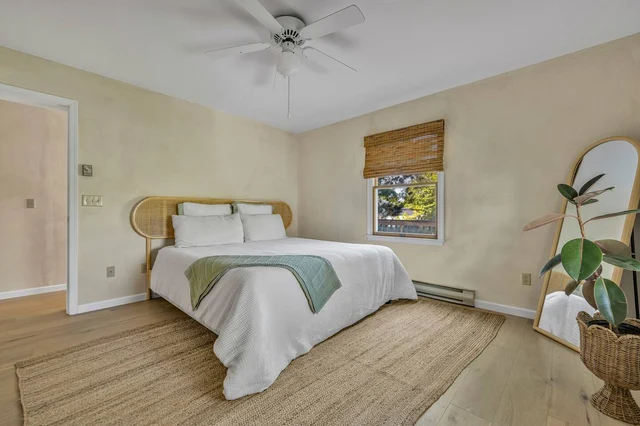 Bedroom 3 image 1