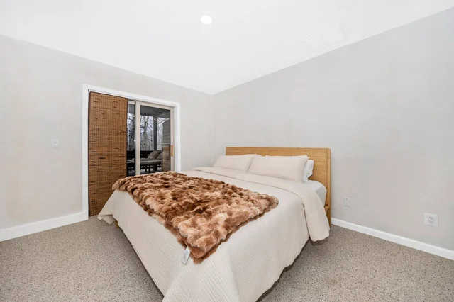 Bedroom 4 image 1