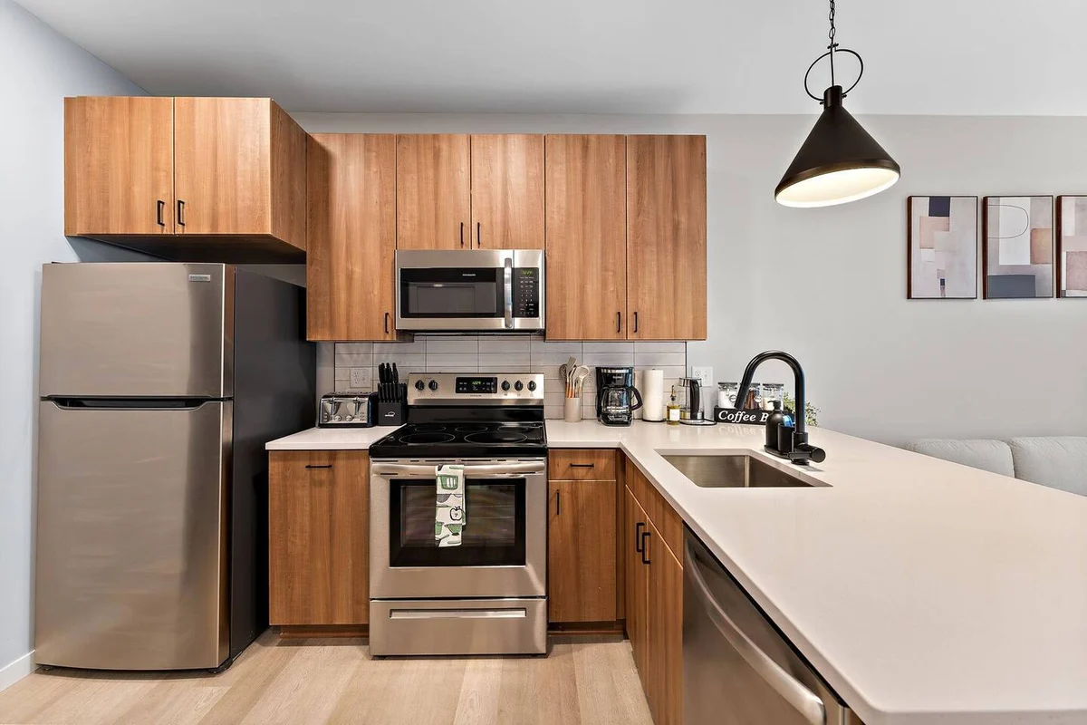 Apartment in Minneapolis property photo 5