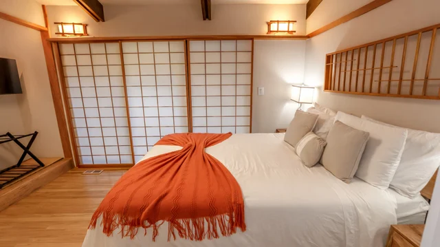 Bedroom 1 image 1