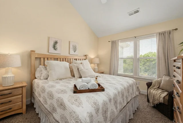 Bedroom 3 image 1