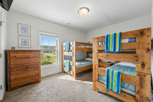 Bedroom 3 image 1