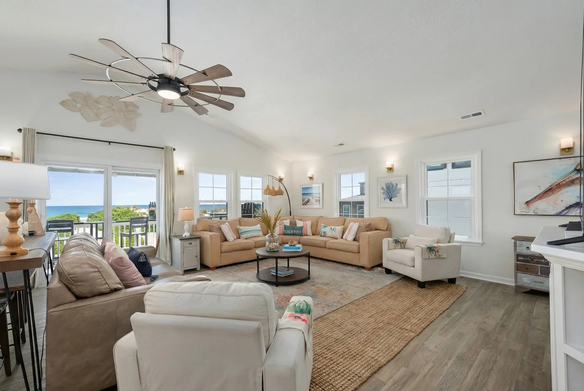 Home in NAGS HEAD property photo 5