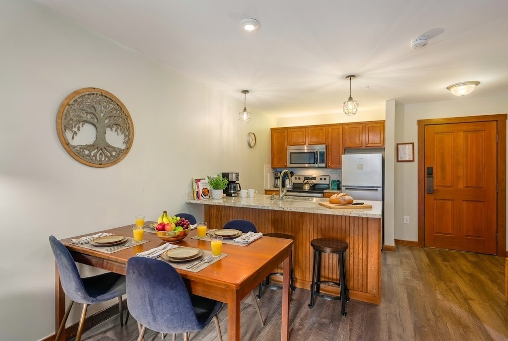 Condo in Snowshoe property photo 5