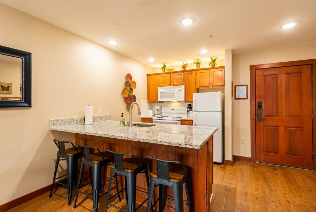 Condo in Snowshoe property photo 5
