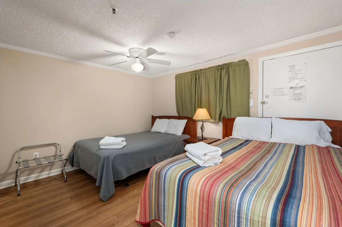 Bedroom 1 image 1