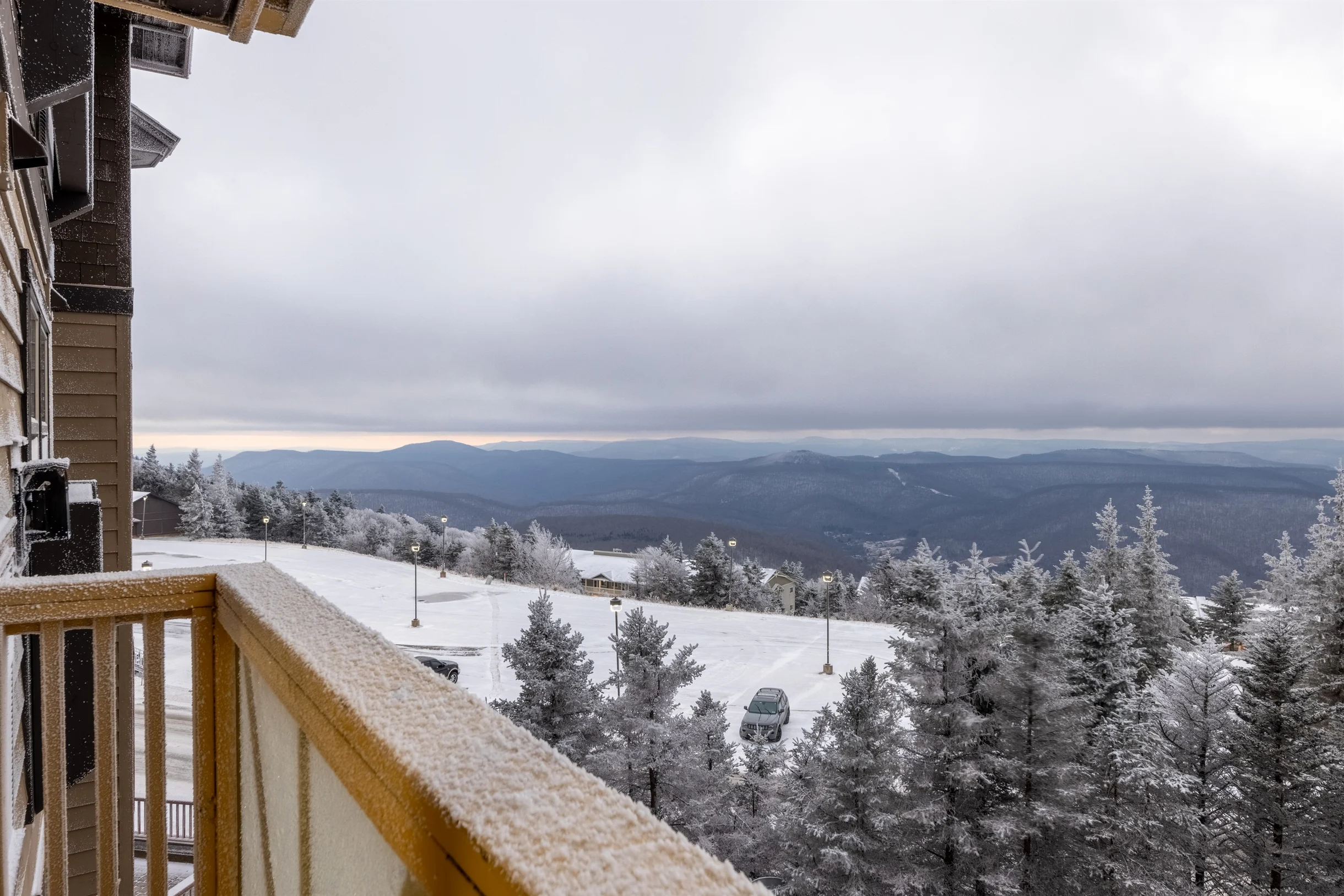Condo in Snowshoe property photo 5