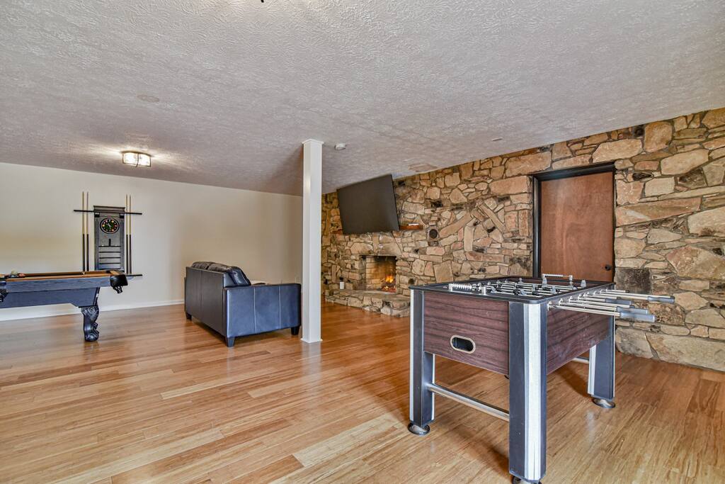 Asheville Oasis: Luxury Retreat, Hot Tub & Games property photo 5