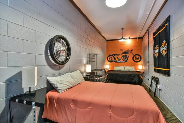Bedroom 4 image 1