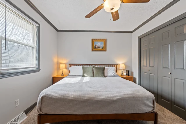 Bedroom 3 image 1