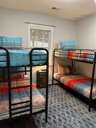 Bedroom 4 image 1