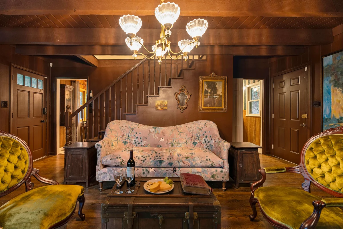 Auberge Asheville-Curated luxury mountain retreat property photo 3
