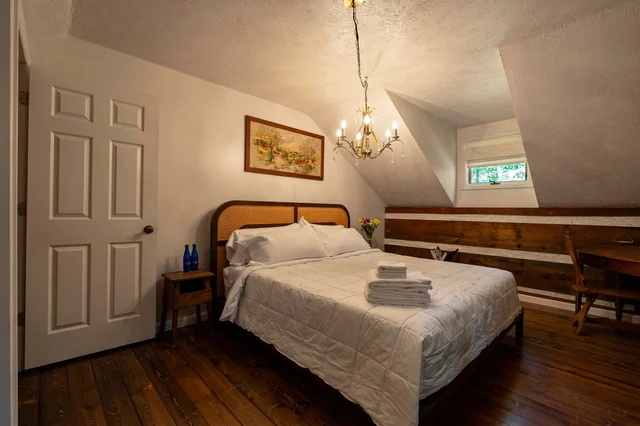 Bedroom 1 image 1