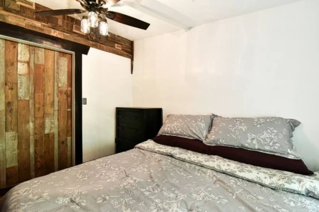 Bedroom 2 image 1