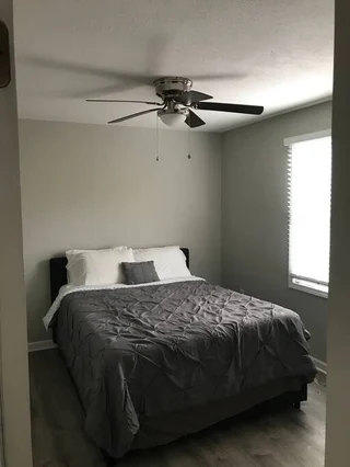 Bedroom 3 image 1