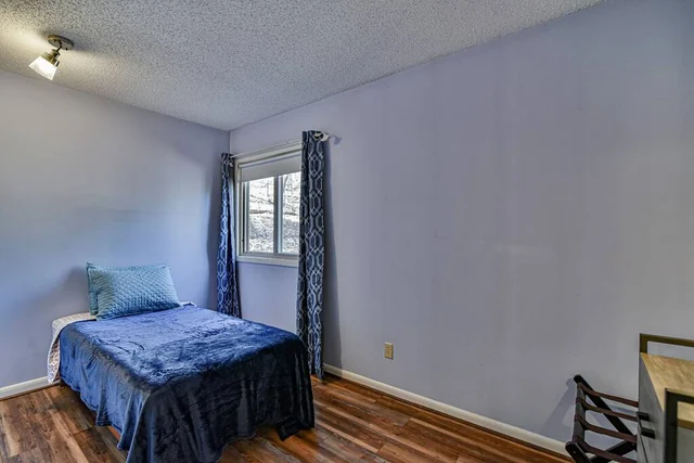 Bedroom 4 image 1