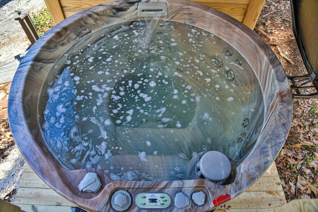 Asheville Cabin Retreat: Hot Tub, Fireplace property photo 5
