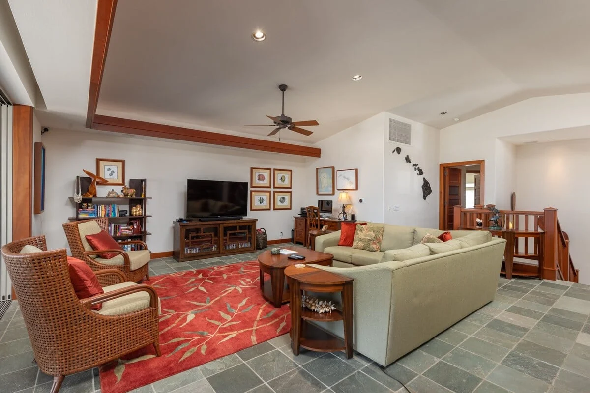 Condo in Kamuela property photo 5