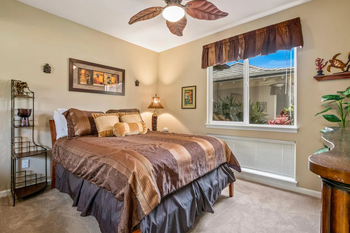 Bedroom 1 image 1