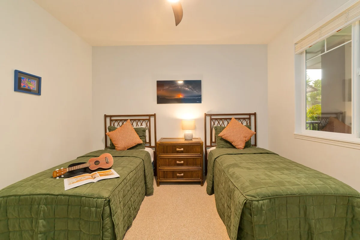 Bedroom 2 image 1