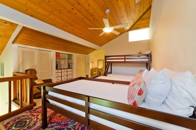Bedroom 1 image 1