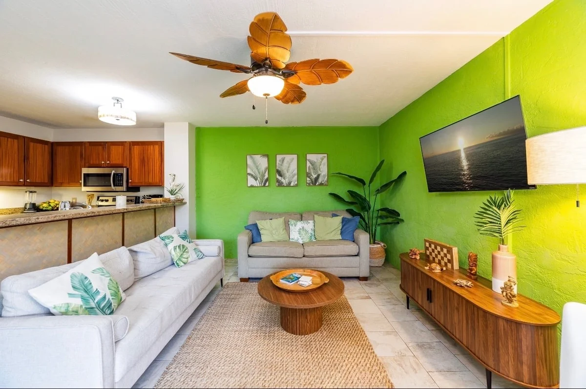 Condo in Kailua Kona property photo 2