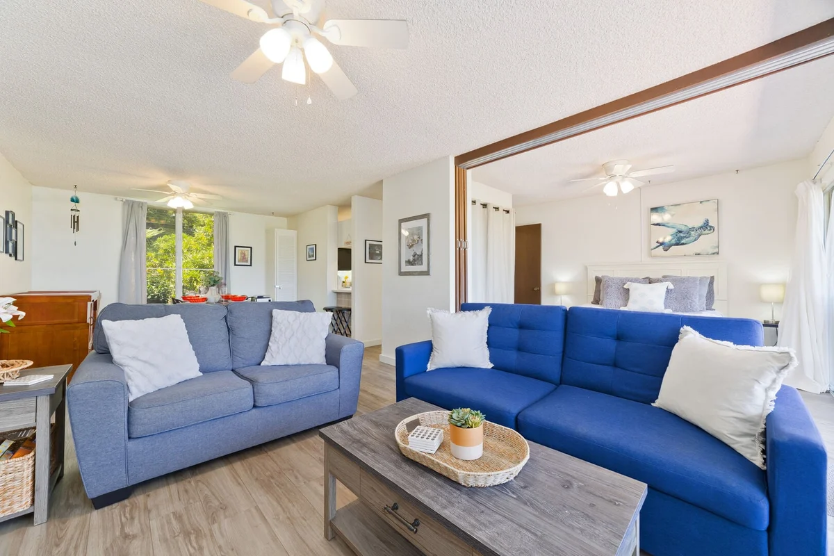 Condo in Kailua Kona property photo 2
