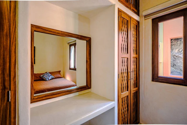 Bedroom 2 image 1