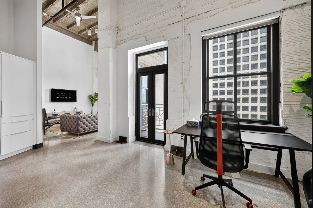 Apartment in Dallas property photo 4