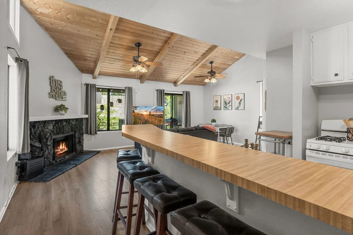 Home in Big Bear Lake property photo 3