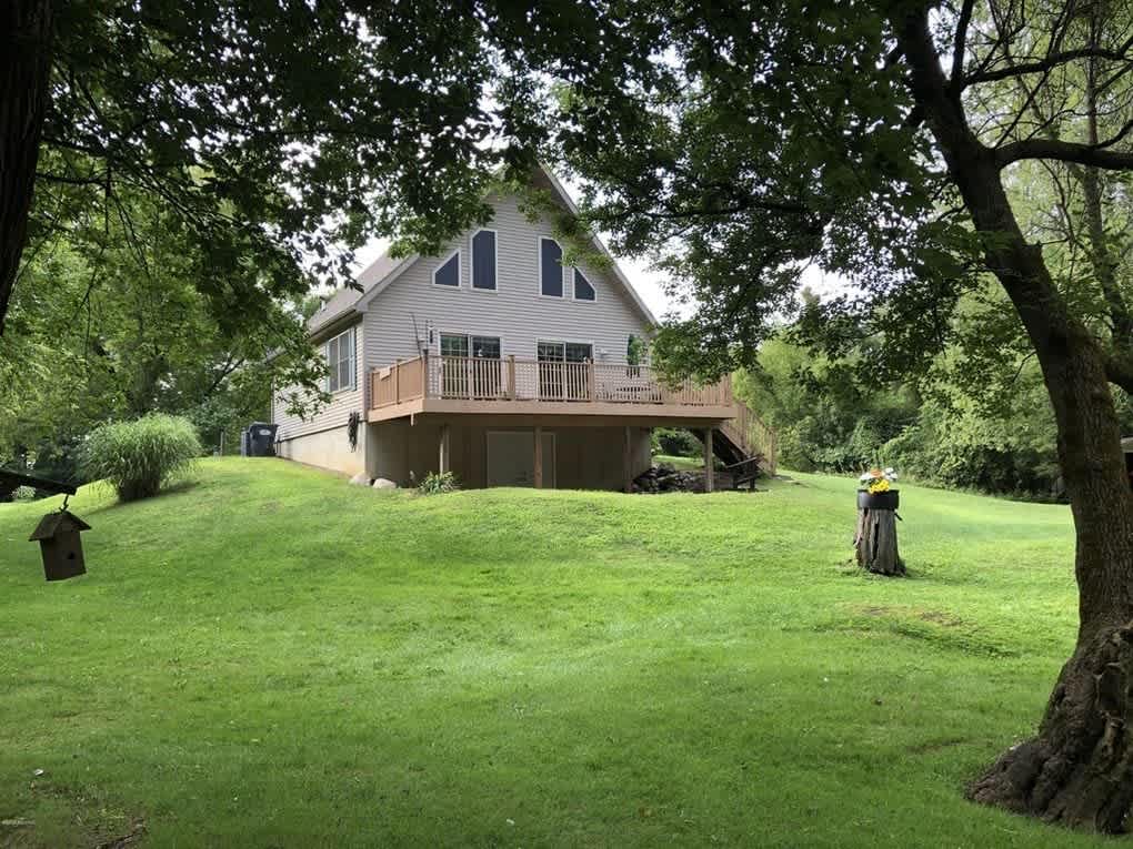 Home in Coloma charter Township property photo 2