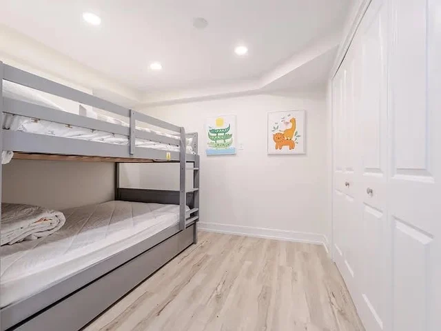 Bedroom 3 image 1