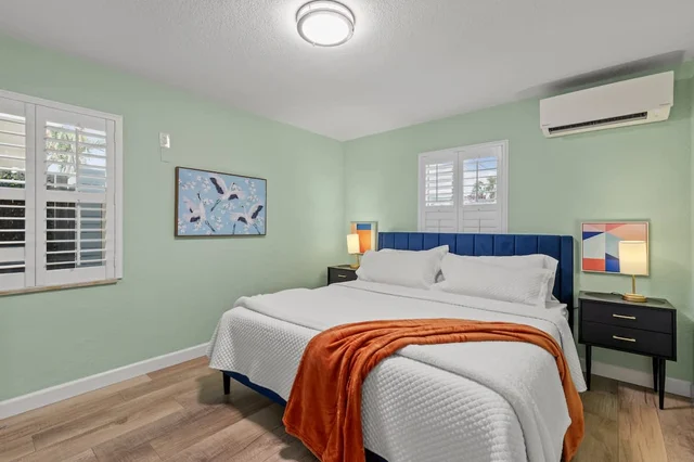 Bedroom 3 image 1
