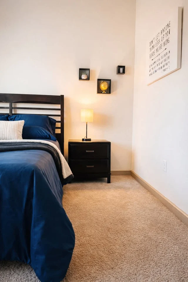 Bedroom image 1