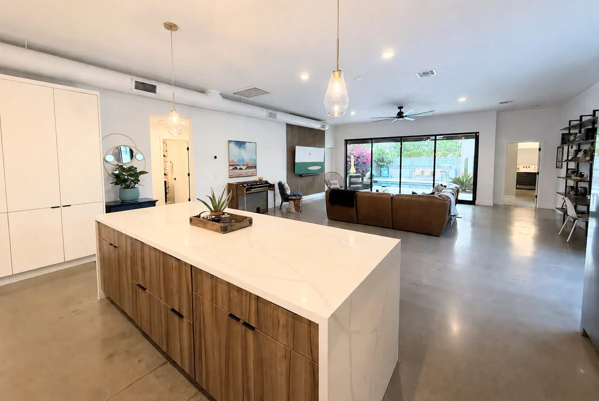 Home in Phoenix property photo 5